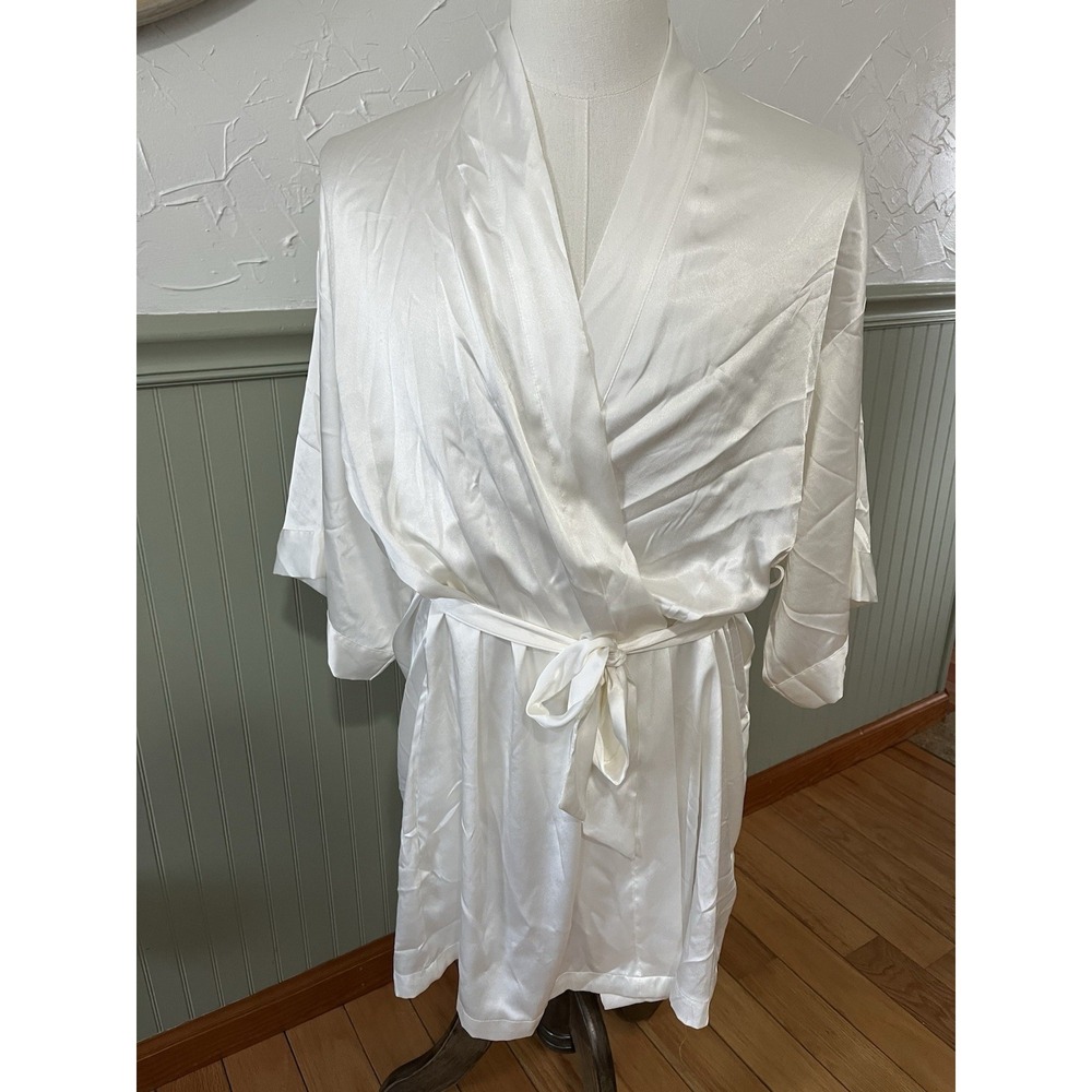 Victoria's Secret Robe Kimono Sleeve Bride Size M/L White